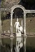 Arco sirio en el jardín de Villa Adriana en Tívoli.