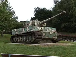Tiger I como monumento en Vimoutiers, Francia.