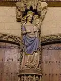 Parteluz del pórtico de la catedral de Vitoria, gótica.