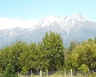 Vista al volcán Calbuco desde Ensenada (2010)