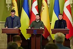 Zelenski con Pedro Sánchez y la primera minista de Dinamarca, Mette Frederiksen, 21 de abril de 2022.