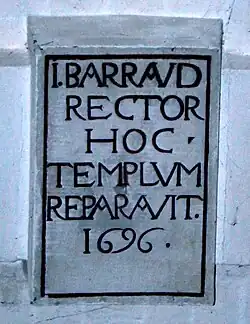 Placa recogiendo la fecha de renovación