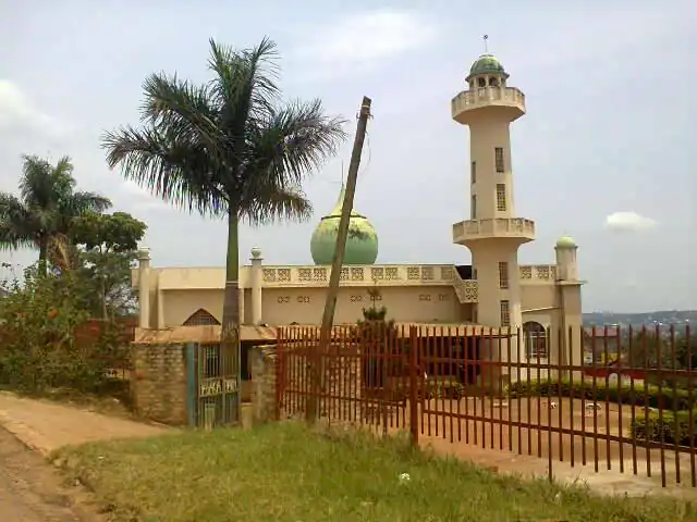 Wikipedia, 20 % de la población es musulmana en Masaka