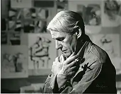 Retrato a Willem de Kooning, pintor de action painting en su estudio