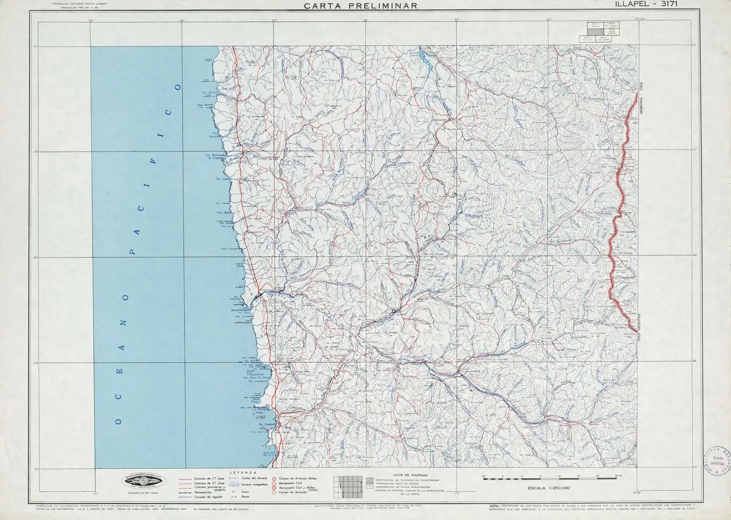Sección de un mapa de la zona del Instituto Geográfico Militar de Chile publicado en 1954 con una escala de 1:250000. En el extremo izquierdo, junto al mar, Los Vilos. Al centro abajo, el estero Mauro, sobre el que se emplaza el tranque. En el extremo superior derecho esta la quebrada Pelambres, donde está la mina.