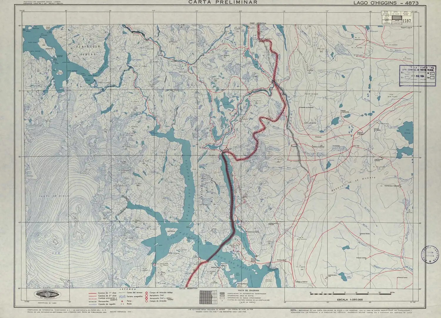 Sección de un mapa de la zona publicado en 1953 por el Instituto Geográfico Militar de Chile con una escala de 1:250000. Aparece el lago Briceño, el lago Encadenados, el lago Cisnes, el lago Ciervo, el lago Salto, el lago Claro, el lago Largo (Mayer) y otros lagos menores de la cuenca baja del río Mayer. La Villa O'Higgins no había sido fundada aún.