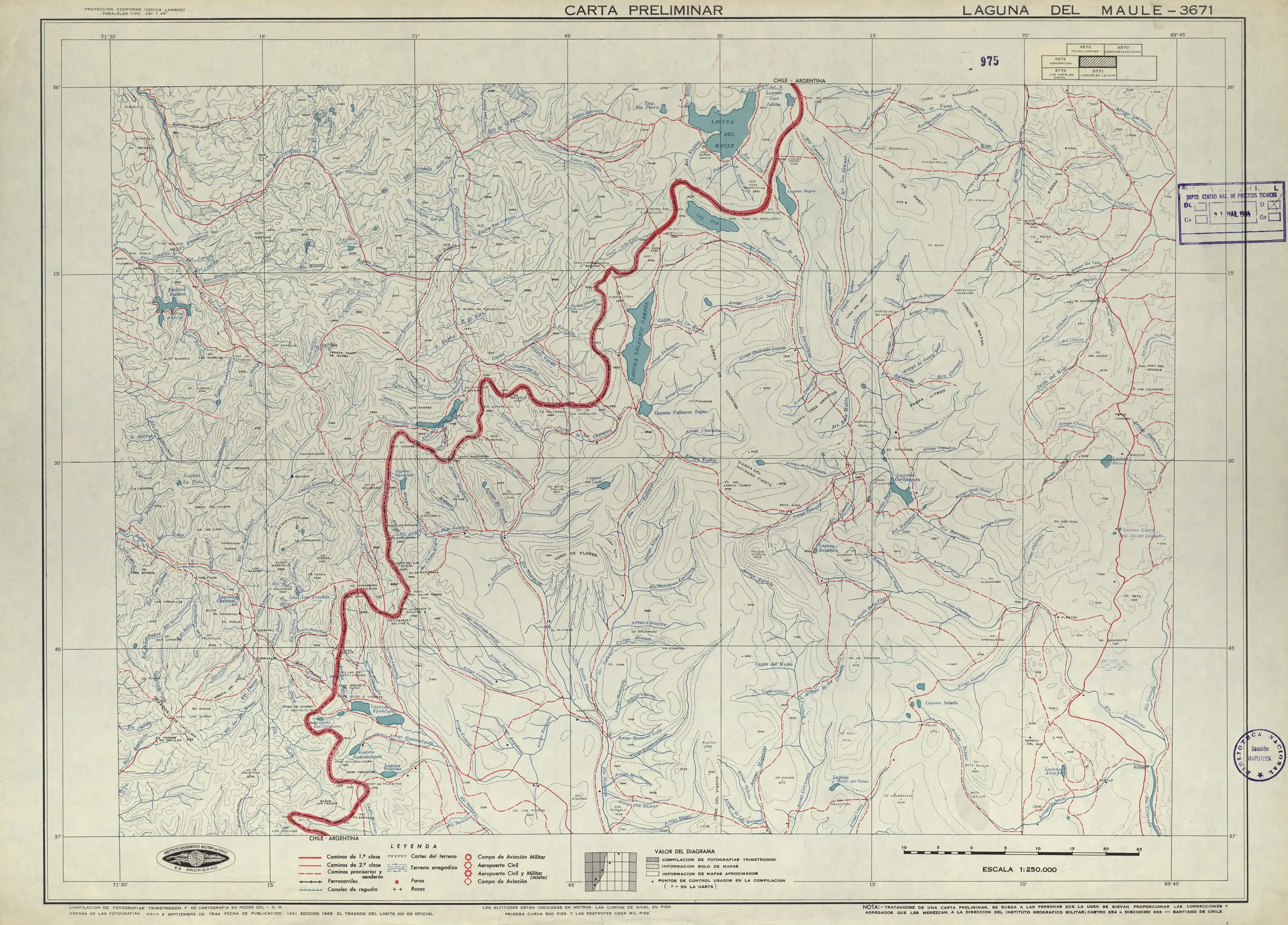 Mapa de la zona publicado en 1954 por el Instituto Geográfico Militar (Chile) con una escala de 1:250000.